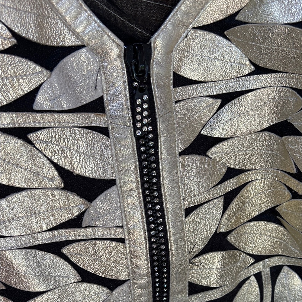 Image Leather Elegant Gold Leaf Pattern Women's J… - image 3